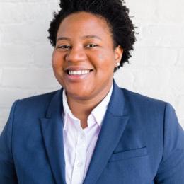 Dredeir Roberts headshot