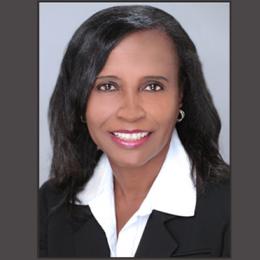 Headshot of Teresa Mason